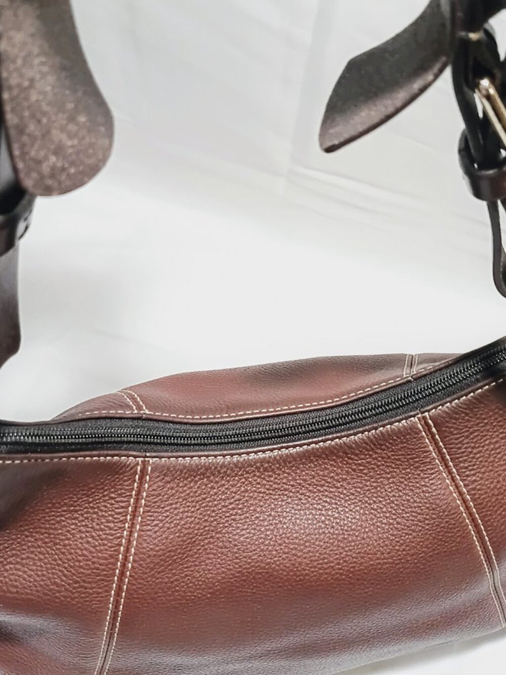 Dooney & Bourke East West Pebbled Leather Hobo, EUC - Picture 6 of 14
